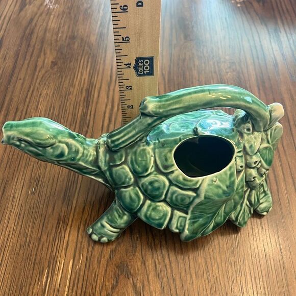Vintage McCoy Made in The USA Green Turtle Shaped Ceramic watering pitcher. 90’s - Picture 8 of 9